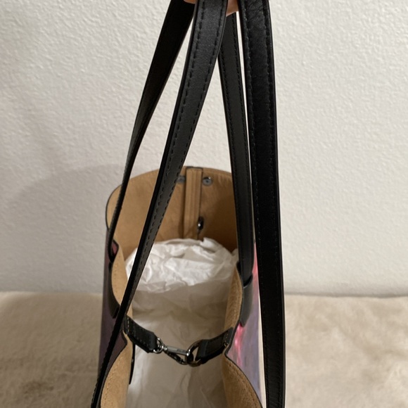 🆕 MCM Galaxy Visetos Medium Shopper Tote Bag Open Top *Light Scratch Bottom* - Picture 12 of 16